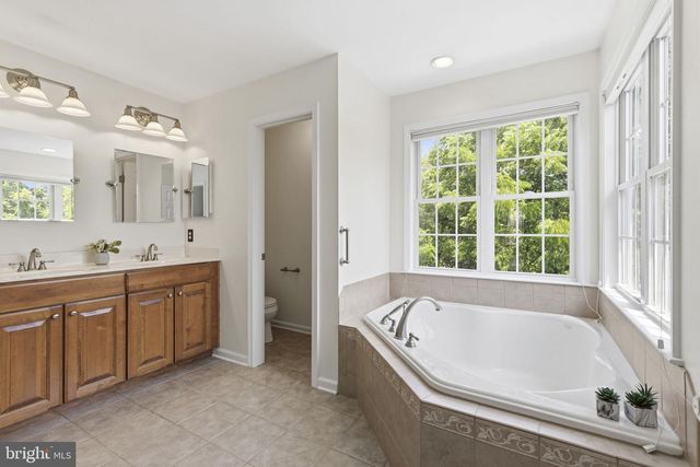 259 N FRONT ST, New Freedom, PA 17349