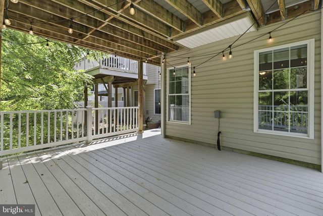 259 N FRONT ST, New Freedom, PA 17349
