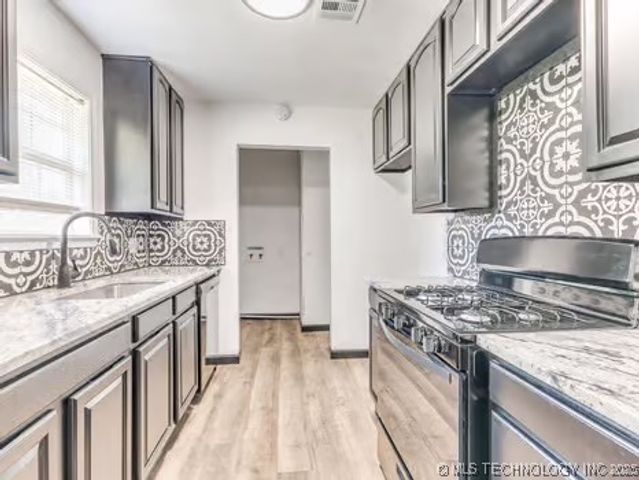 6365 N Denver Avenue, Tulsa, OK 74126