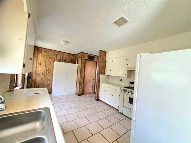 349 W Wilson Street, Fayetteville, AR 72701