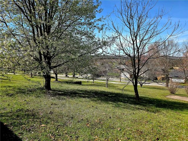 349 W Wilson Street, Fayetteville, AR 72701