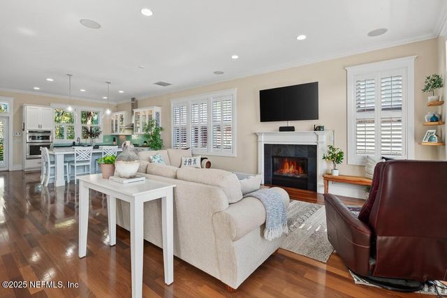 259 32ND Avenue S, Jacksonville Beach, FL 32250