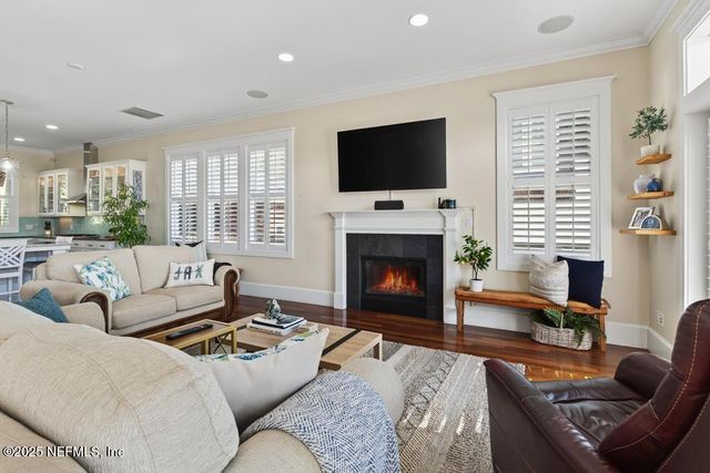 259 32ND Avenue S, Jacksonville Beach, FL 32250