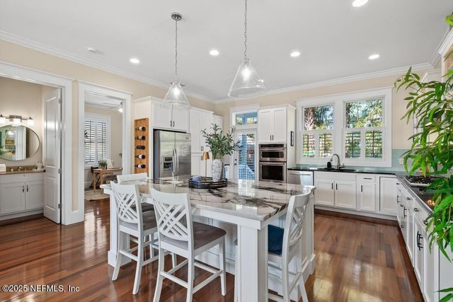 259 32ND Avenue S, Jacksonville Beach, FL 32250