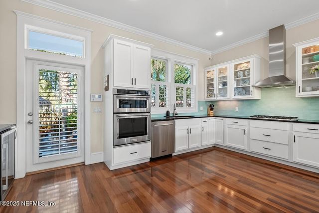 259 32ND Avenue S, Jacksonville Beach, FL 32250