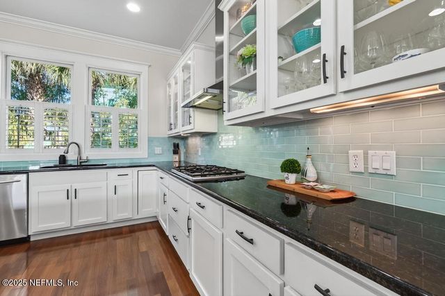 259 32ND Avenue S, Jacksonville Beach, FL 32250