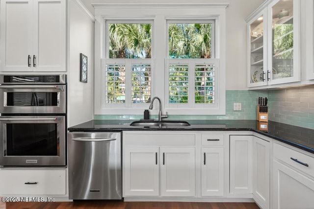 259 32ND Avenue S, Jacksonville Beach, FL 32250