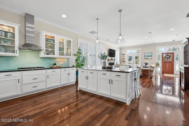 259 32ND Avenue S, Jacksonville Beach, FL 32250