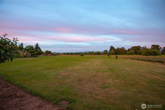 213 Rosemary Way, Lynden, WA 98264