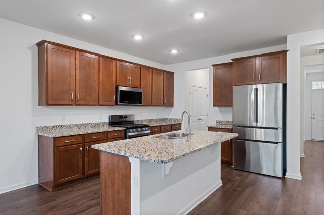 4064 Magnolia Farms Dr, Hermitage, TN 37076