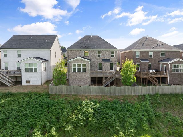 4064 Magnolia Farms Dr, Hermitage, TN 37076