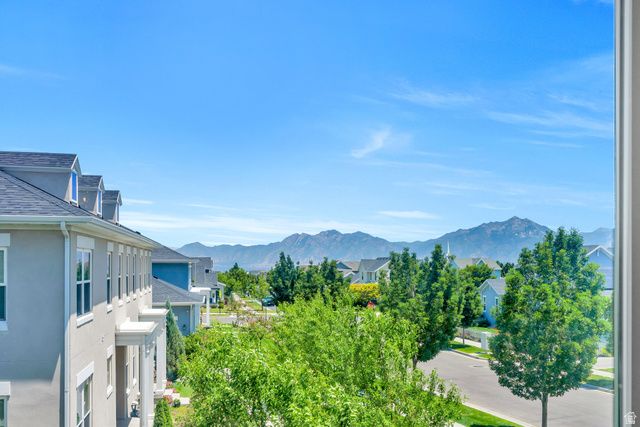 5198 W BIG SUR DR, South Jordan, UT 84009