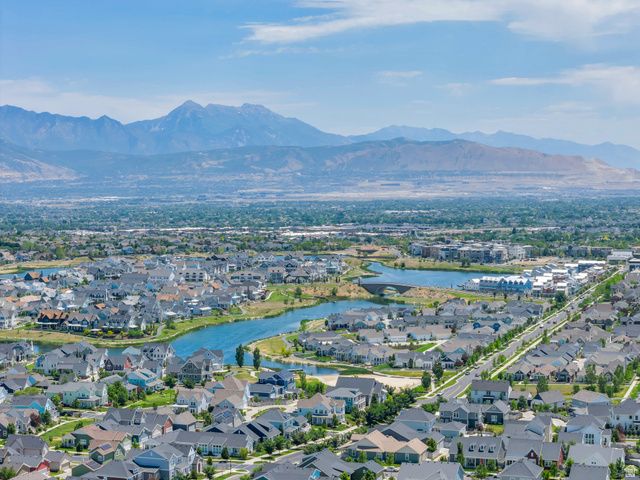 5198 W BIG SUR DR, South Jordan, UT 84009