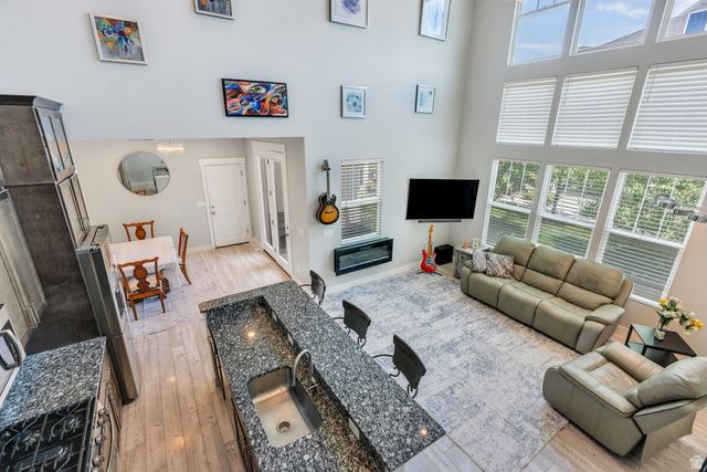 5198 W BIG SUR DR, South Jordan, UT 84009