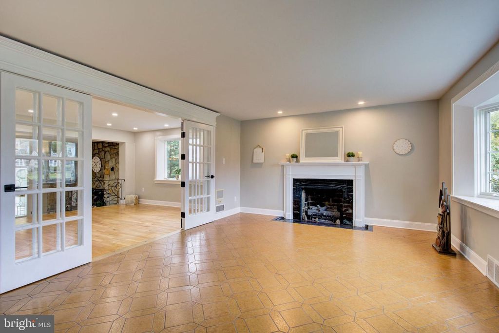 6 TERRACE RD, Plymouth Meeting, PA 19462