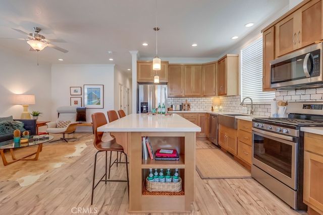 2550 Pacific Coast Highway 143, Torrance, CA 90505