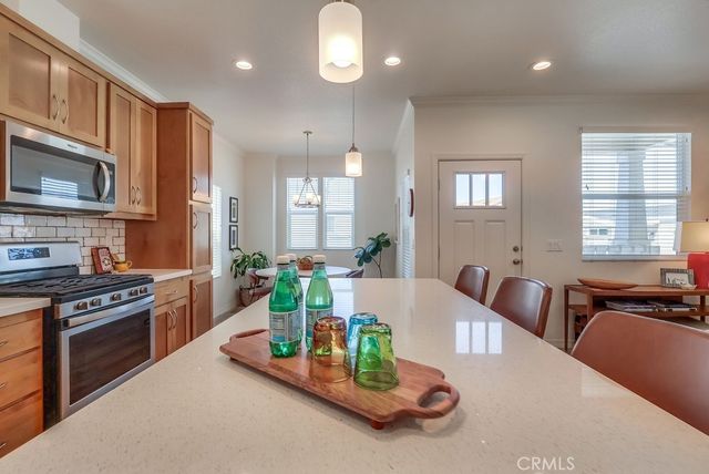 2550 Pacific Coast Highway 143, Torrance, CA 90505
