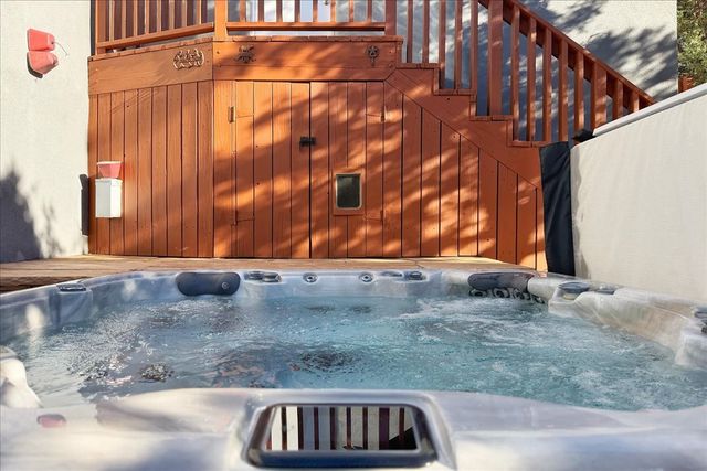 2160 Paseo Iglesias, Santa Fe, NM 87501