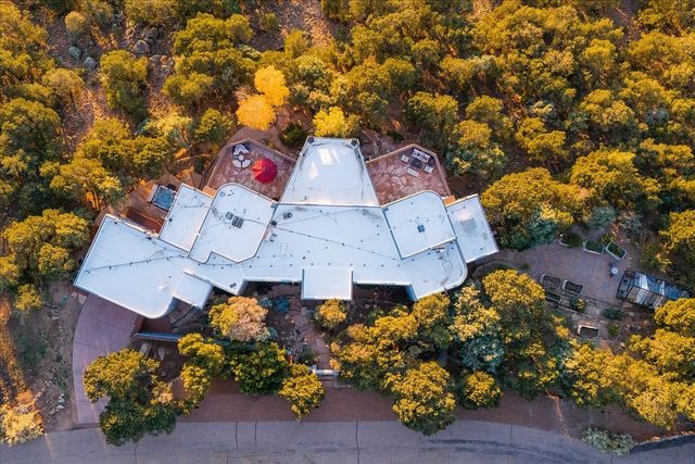 2160 Paseo Iglesias, Santa Fe, NM 87501