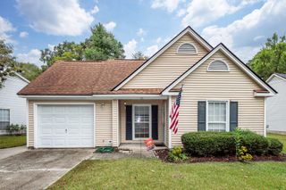 211 Alston Circle, Goose Creek, SC 29445