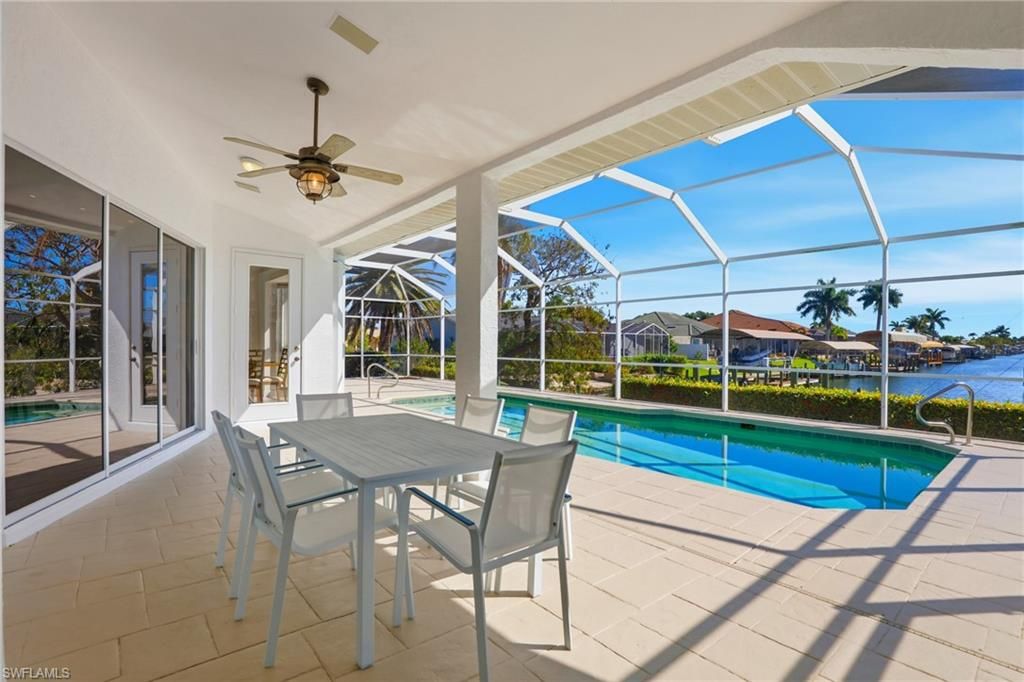 Image 23 of property listing at 828 SW 52nd ST, Cape Coral, FL 33914