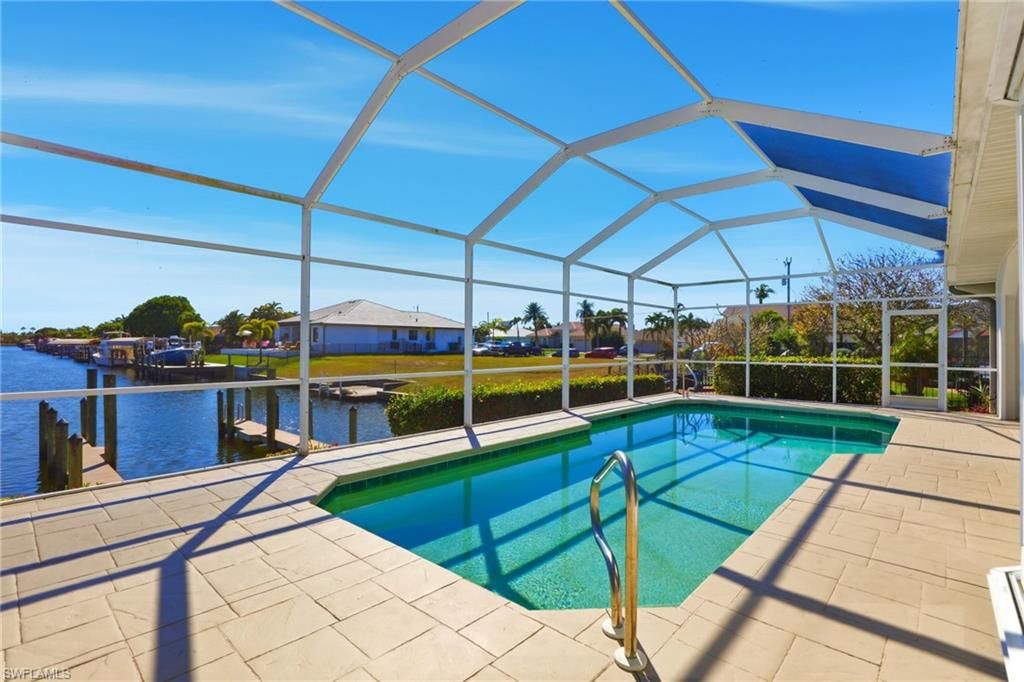 Image 27 of property listing at 828 SW 52nd ST, Cape Coral, FL 33914