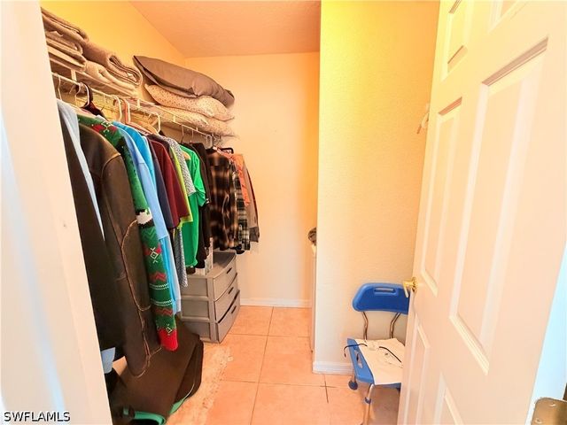 3322 N Key DR 1, North Fort Myers, FL 33903