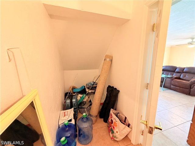 3322 N Key DR 1, North Fort Myers, FL 33903