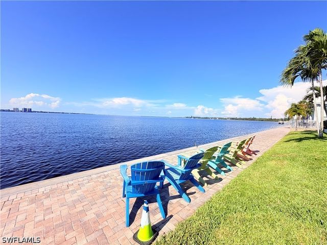 3322 N Key DR 1, North Fort Myers, FL 33903