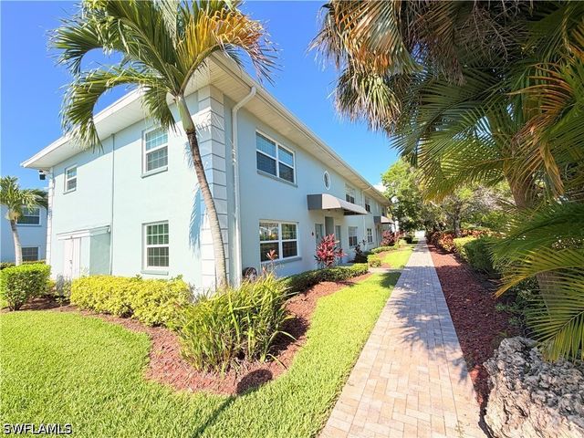 3322 N Key DR 1, North Fort Myers, FL 33903