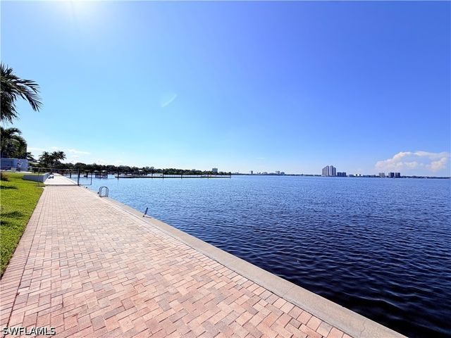 3322 N Key DR 1, North Fort Myers, FL 33903