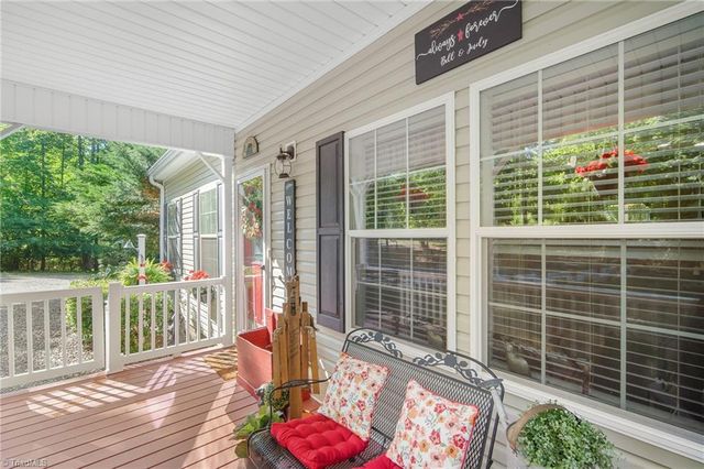 220 Echo Hollar Road, Westfield, NC 27053