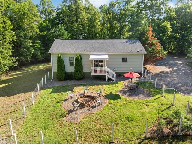 220 Echo Hollar Road, Westfield, NC 27053
