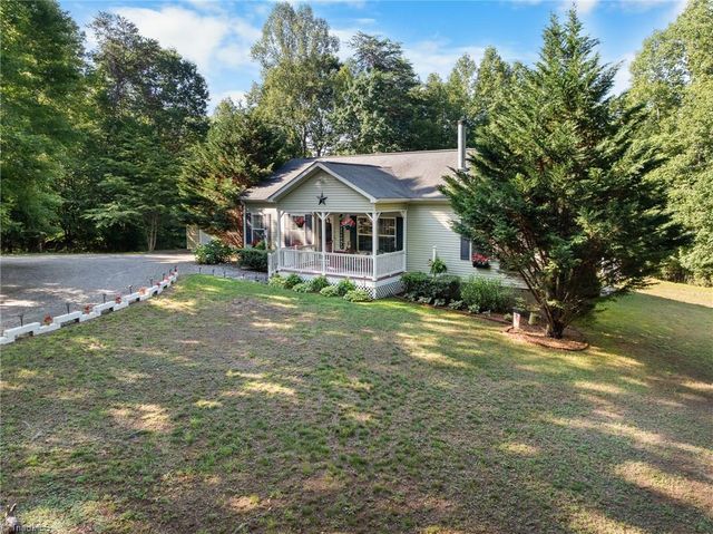 220 Echo Hollar Road, Westfield, NC 27053