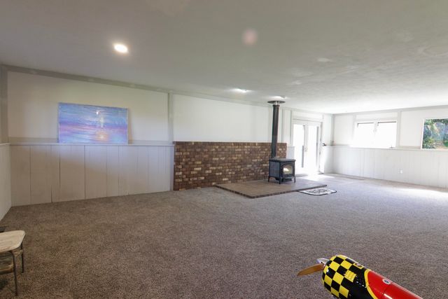 18121 136th Avenue, Crockery Twp, MI 49448
