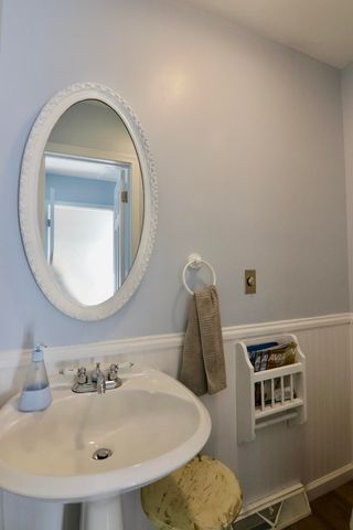 18121 136th Avenue, Crockery Twp, MI 49448