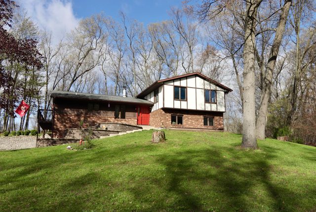 18121 136th Avenue, Crockery Twp, MI 49448