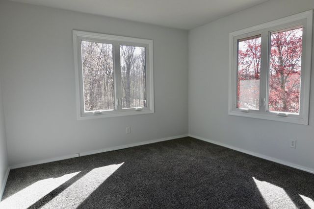 18121 136th Avenue, Crockery Twp, MI 49448