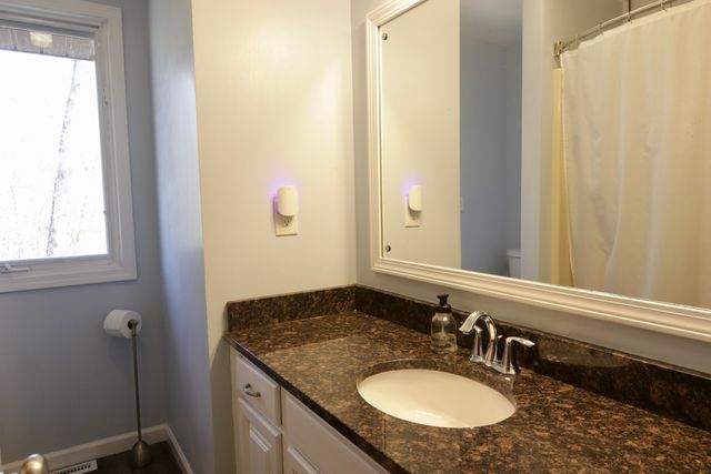 18121 136th Avenue, Crockery Twp, MI 49448