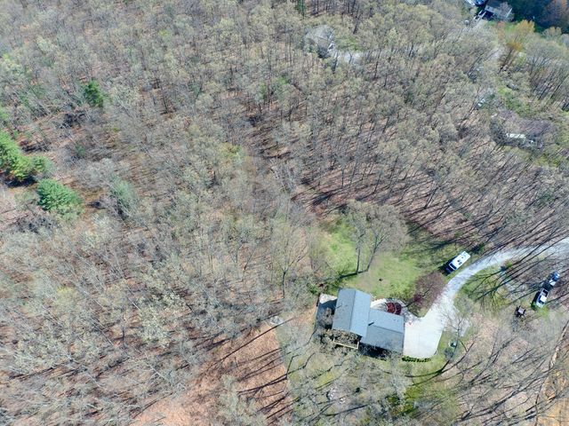 18121 136th Avenue, Crockery Twp, MI 49448