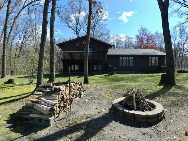 18121 136th Avenue, Crockery Twp, MI 49448