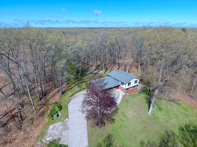 18121 136th Avenue, Crockery Twp, MI 49448