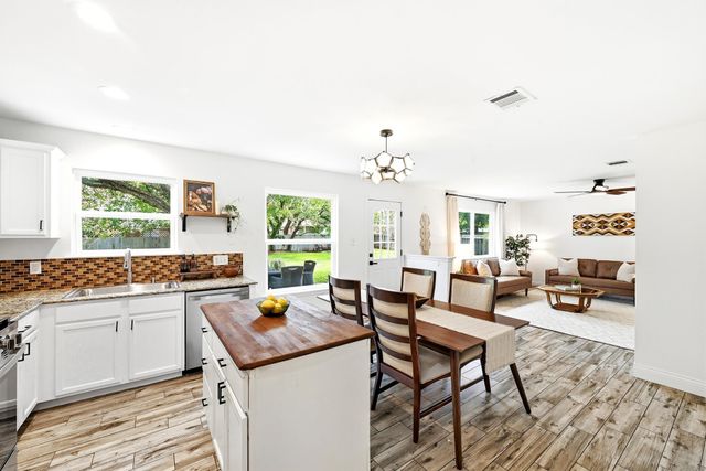 1801 Monks Tale CT, Austin, TX 78748