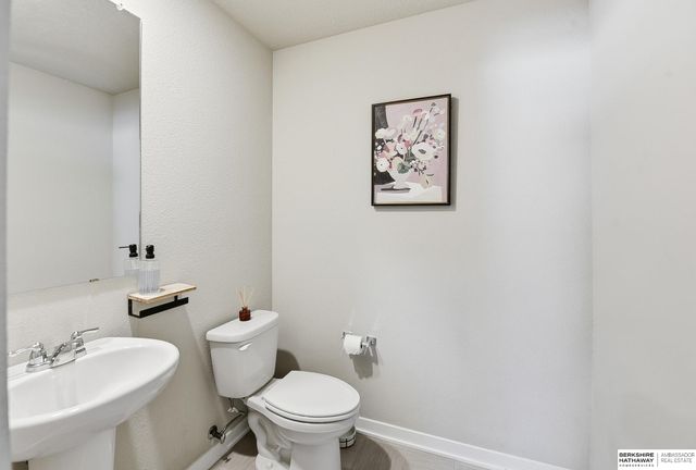 10823 S 177th Street, Omaha, NE 68136