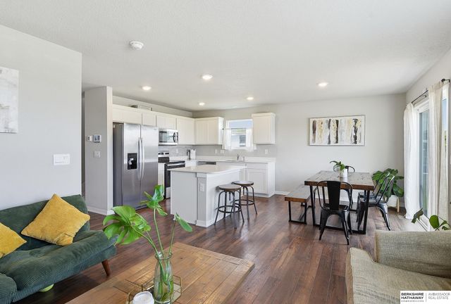10823 S 177th Street, Omaha, NE 68136