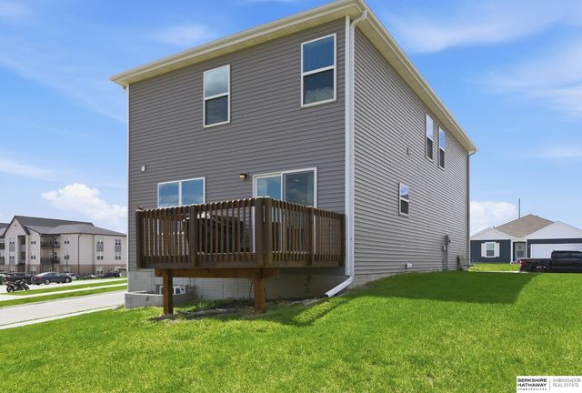 10823 S 177th Street, Omaha, NE 68136