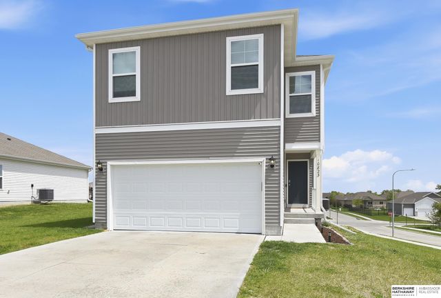 10823 S 177th Street, Omaha, NE 68136