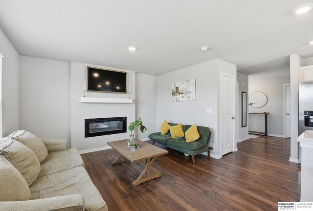 10823 S 177th Street, Omaha, NE 68136