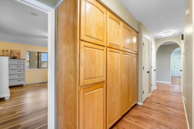 1025 Sandra Lane, Bosque Farms, NM 87068