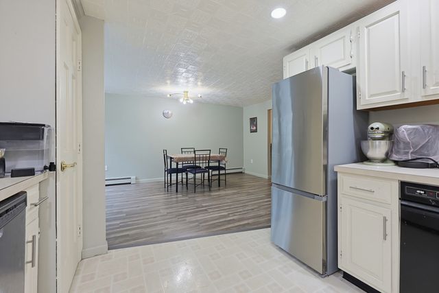 14 Anderson Way 14, Malden, MA 02148